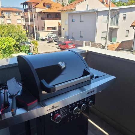 Modern 4-Star Luxury Apt - Wfh Ready, Free Parking ザグレブ エクステリア 写真